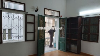 Cho thuê căn hộ T2&T3,80m2,lối đi riêng,gia đình,nhóm sinh viên nữ
