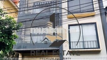 NHÀ ĐƯỜNG VÕ OANH DT: 8X20M TRỆT 3 LẦU CHO THUÊ