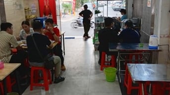 SANG QUÁN CƠM TRƯA VĂN PHÒNG KHU K300, P12, TÂN BÌNH