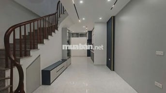 Nhà đẹp Đông Ngạc, Bắc Từ Liêm, 41m2, 30m ra ô tô, 4 tầng, 6.5 tỷ
