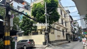 Cho thuê biệt thự góc 2 mặt tiền Nguyễn gia trí, dt. 9x22m 1t 3 lầu st