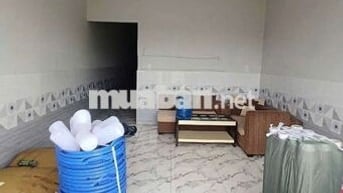 Nhà Thuê 4×20 giá 3,5 tr kế bên có đất trống . Gần ủy ban xã tân vlb
