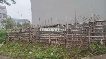Lô góc CL37, số 1 đường Hàng Nón - KDT Mỹ Trung