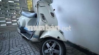 Bán vespa LX125 3V trắng xanh. Đk cuối 2013