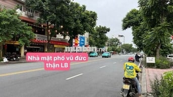 CẦN BÁN NHÀ MẶT PHỐ VŨ ĐỨC THẬN VIỆT HƯNG LONG BIÊN HÀ NỘI.