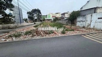 PHÁT MÃI HAI MIẾNG ĐẤT LIỀN KỀ