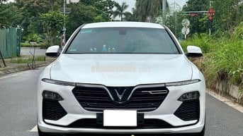 VinFast Lux A2.0 2022 A2.0 Tiêu chuẩn