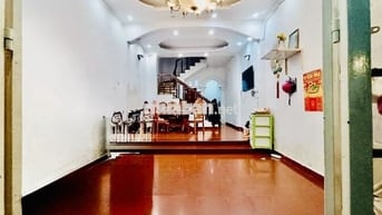 NHÀ KHU VIP PHƯỜNG 3- SÁT HẺM XE HƠI – DT50 M2  – Ở NGAY –  NHỈNH 6 TỶ