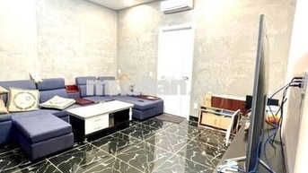 Bán nhà 3 Tầng 143m²,đương 2 xe hơi,gần chợ Dĩ An.LÔ GÓC