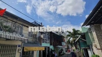 NHÀ CẤP 4 HẺM XE HƠI KHU VỰC AN NINH GẦN CHỢ TRƯỜNG HỌC GIÁP TÂN BÌNH