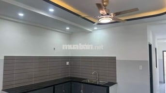 Chủ kẹt tiền cần bán nhà gấp ở gần KDC Phong Phú, 124m2/1ty565