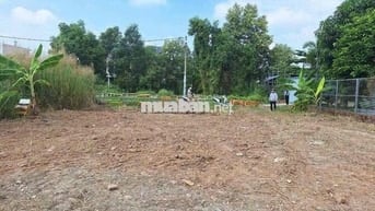 Bán đất thổ cư ngang 8m, đường xe hơi, xây dựng tự do