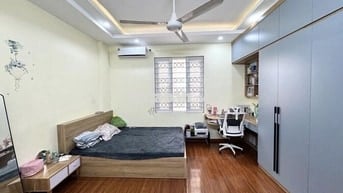 cần bán NHÀ đổi sang chung cư - 20.2 tỷ- 215m2 - có dòng tiền