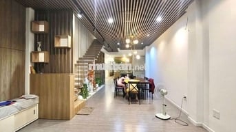 CHO THUÊ NHÀ KINH DOANH 3 PHÒNG NGỦ SIÊU RỘNG MẶT ĐƯỜNG LÊ HỒNG PHONG