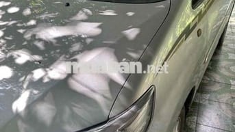Toyota Innova 2009 G - 120000 km