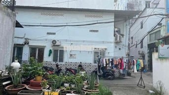 chính chủ bán nhà cách đường lớn thống nhất 30m