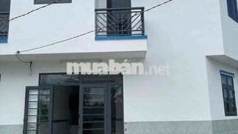 Nhà ở trệt 1 lầu 725tr, DT 4x7 2 phòng ngủ 2 toilet ngay chợ Mỹ Hạnh