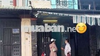 Nhà 5x28 đúc 1 tấm mặt tiền đường nhựa 10m thông gần trường tam Đông 2