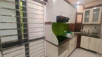CHO THUÊ căn hộ 2pn, đủ đồ, gần Lăng Bác, Hồ Tây, giá 12.5tr/tháng