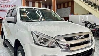 Isuzu Mu-X 07 chỗ máy dầu đời cao 2019
