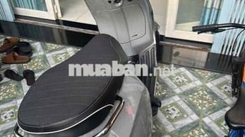 Cần Bán Chiếc Vespa Đi Ít Năm