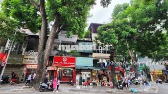 nhà ngõ 20m2 , 2 ngủ , 2 WC phố Trần Xuân Soạn