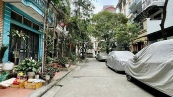 NHÀ MỚI LA THÀNH PHÂN LÔ - OTO VÀO NHÀ - TRUNG TÂM GẦN 2 BỆNH VIỆN LỚN