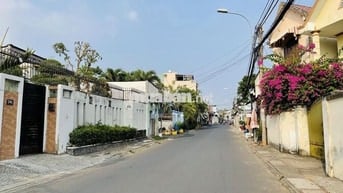 Lô đất đẹp đầu tư ngang 4.4m vuông đẹp HXH cách vành đai 2 chỉ 100m