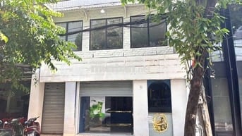 Cho Thuê Nhà Đường Bàu Cát, Tân Bình ( DT 7.5x18m - Nhà Đẹp Lầu Suốt )