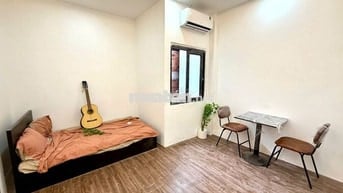 Cho Thuê 2PN ,Nội Thất Cao Cấp , Gần Chợ Bà Chiểu