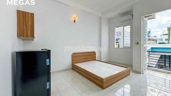 Trống Sẵn Studio Ban Công Thoáng Mát Đầy Đủ NT Ngay Công Viên Làng Hoa