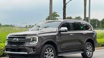 ✅ Everest 2022 Titanium 4x4 - Xe Chuẩn BH 12 Tháng