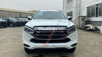 Isuzu MU-X B7 1.9 4X2 MT 2023