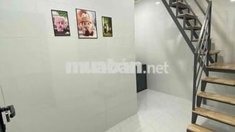 nhà trọ cao cắp + 12m2 full gác có ban công phơi đồ