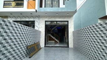 Nhà mới xây, ngay kcn Cầu Tràm 4x23 SHR có 3Pn 3Wc giá 1 tỷ 750.