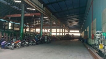 Cho thuê kho xưởng 1.700m2 Bến Lức giáp HCM, PCCC đầy đủ, giá : 68k/m2