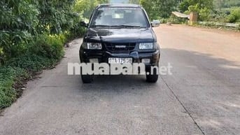 Bán xe 8 chỗ Isuzu Highlander bản đủ