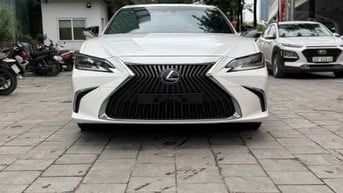 Bán Lexus ES250 Model 2020, 1 chủ, xe siêu mới..