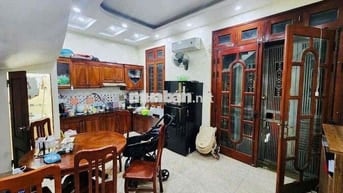 Ngon bổ rẻ! Ngã 6 Ô chợ dừa, dân xây- gần Phố, oto -5 tầng chỉ quanh 7