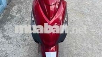 nhà dữ xe bán bớt