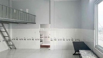 PHÒNG TRỌ CÓ GÁC - GÁC CAO 2 MÉT - Phòng Rộng 30m2 - ở được 4 người