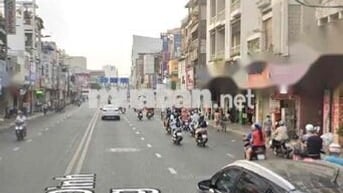 CHO THUÊ NHÀ 2 TẦNG MẶT TIỀN CAFE VỈA HÈ 3M NGAY NGÃ 4 PHÚ NHUẬN