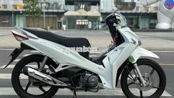 Future Led 2023 Trắng Đen Thể Thao Odo 9k Zin