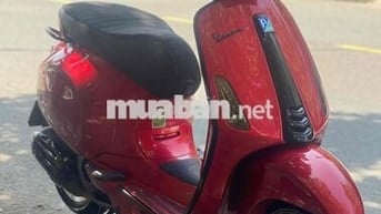 Vespa iget 2021 zin êm.Chạy 14.000km đẹp keng