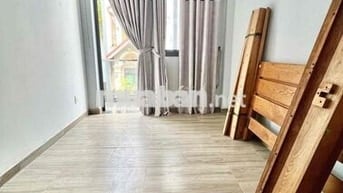 2PN, 2 BAN CÔNG CHO 2 PHÒNG CỰC THOÁNG, ĐI BỘ RA DH VLU, GÒ VẤP