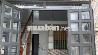 Nhà cấp 4, diện tích 42m2, 2 phòng ngủ, 1 phòng thờ, 2 nhà vệ sinh