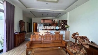 BÁN NHÀ BIỆT THỰ GẦN BIỂN KHU HÒA HẢI