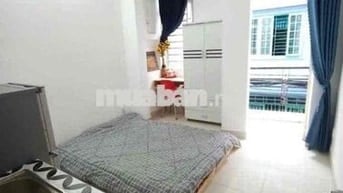 Phòng trọ giá rẻ có ban công quận Phú Nhuận - đầy đủ nội thất