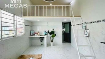 TRỐNG PHÒNG GÁC CAO - CỬA SỔ TRỜI 🏡