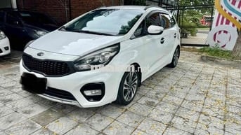 Kia Rondo 2017 2.0 GAT - 50000 km